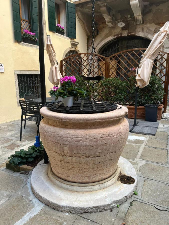 Corte Del Doge Di Rialto Venetië Buitenkant foto