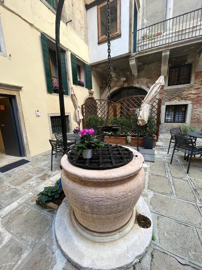 Corte Del Doge Di Rialto Venetië Buitenkant foto